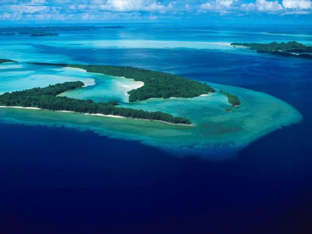 Blue Sea - HD Wallpaper 