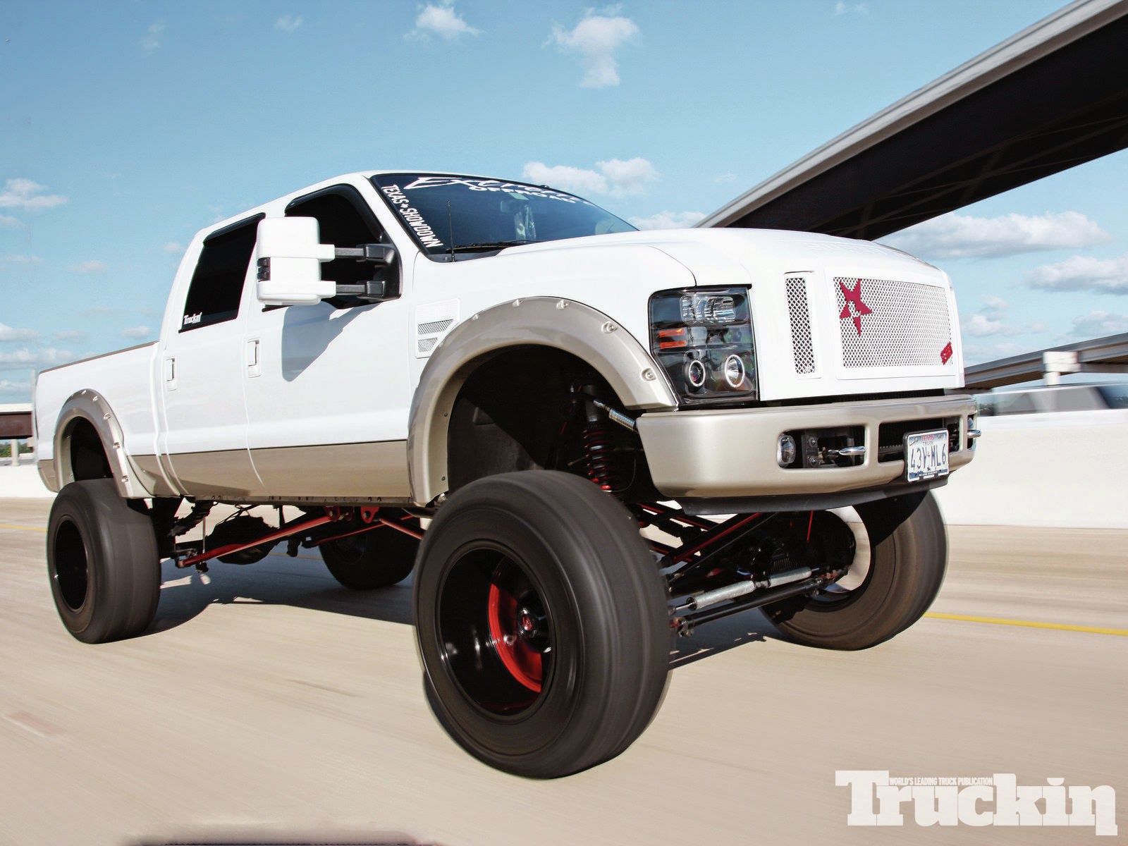 Lifted Truck Wallpaper Hd - HD Wallpaper 