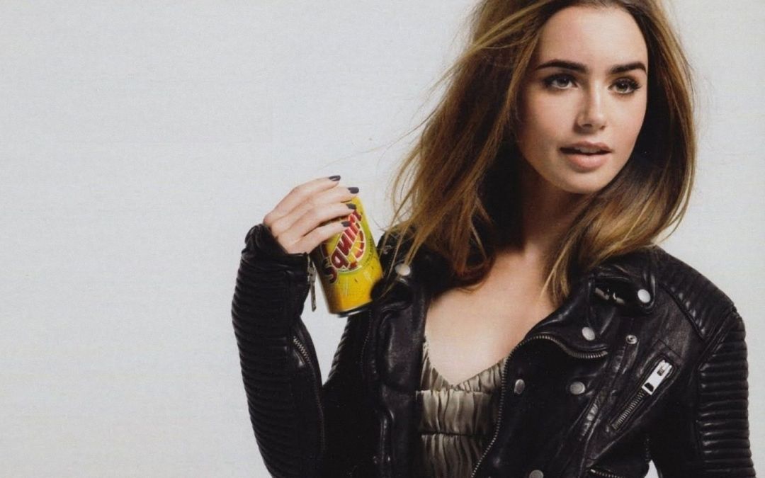 Android, Iphone, Desktop Hd Backgrounds / Wallpapers - Lily Collins - HD Wallpaper 