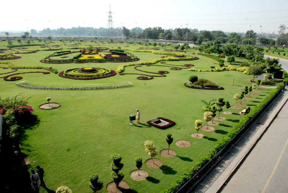 Lahore Batti Chowk Near Food Street - Gulberg Green Islamabad 7 Marla Plot - HD Wallpaper 