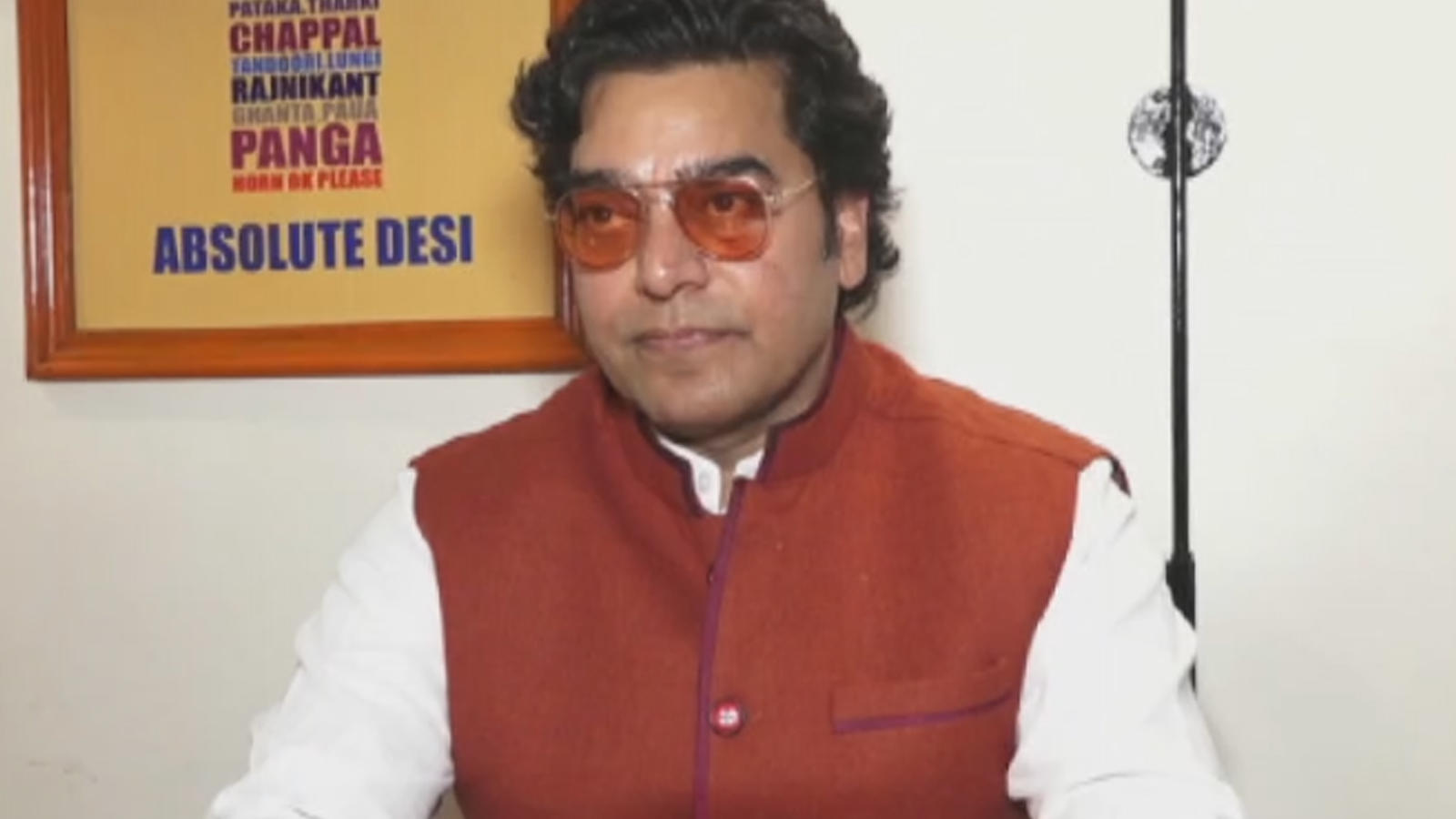 Act Responsibly If People Consider You Role Model - Ashutosh Rana - HD Wallpaper 