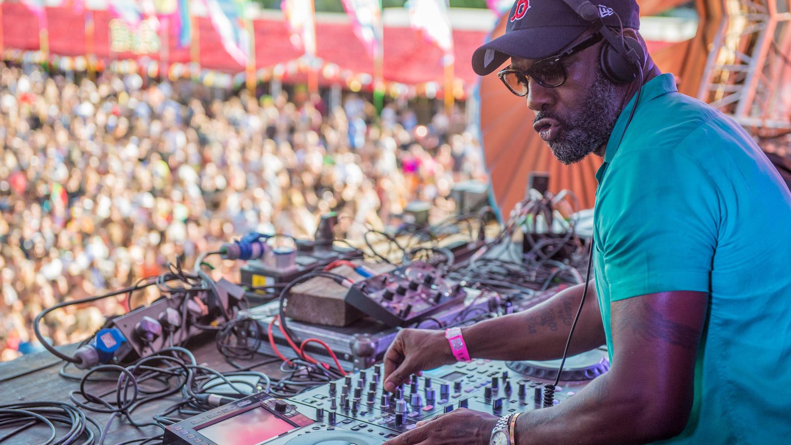 Disc Jockey - HD Wallpaper 