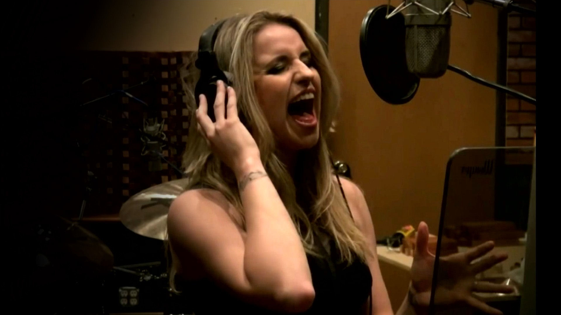 Singing - HD Wallpaper 