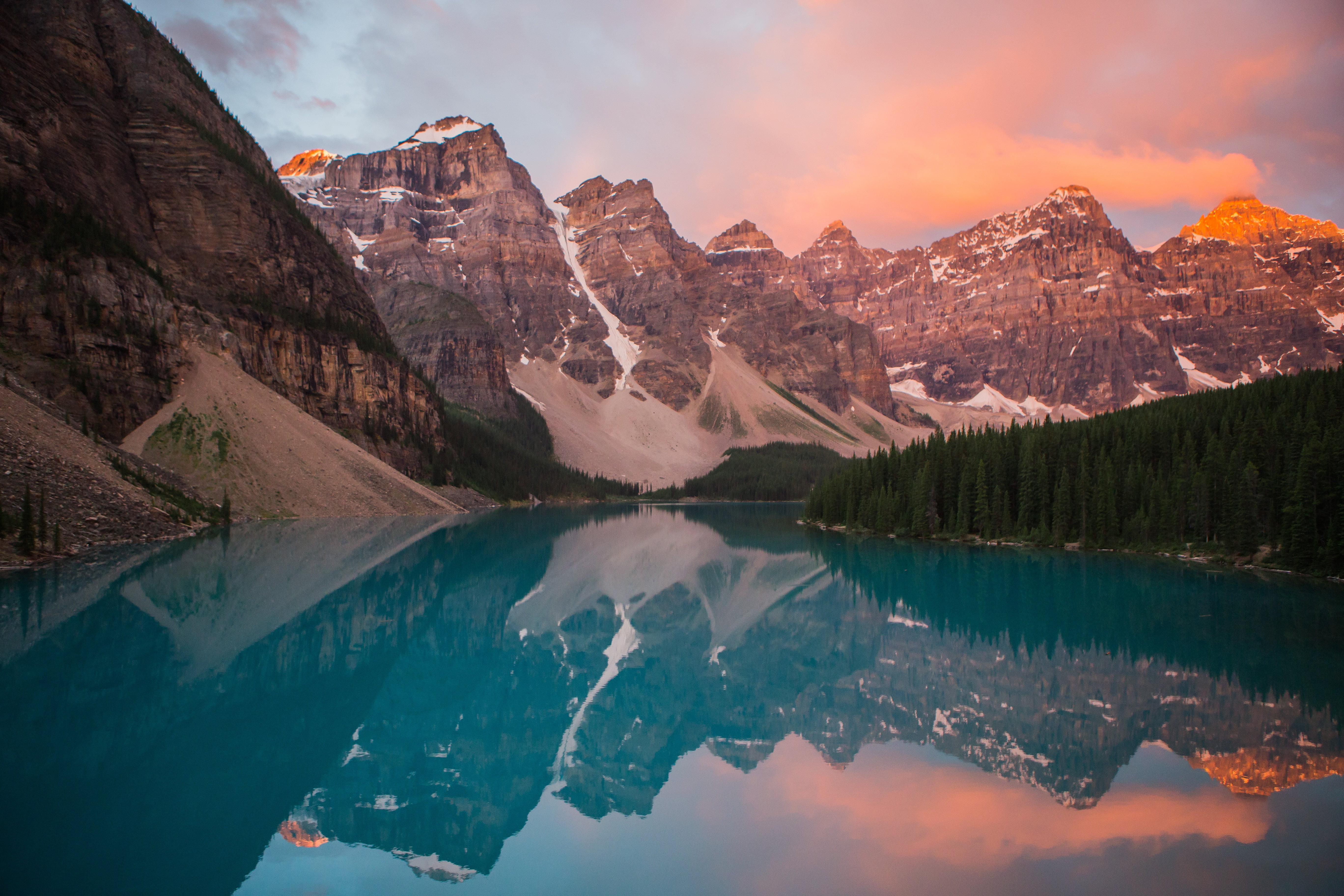 Moraine Lake 4k - HD Wallpaper 