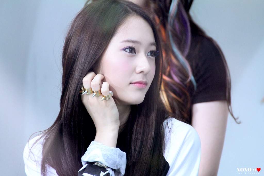 Krystal Fx The Heirs - HD Wallpaper 