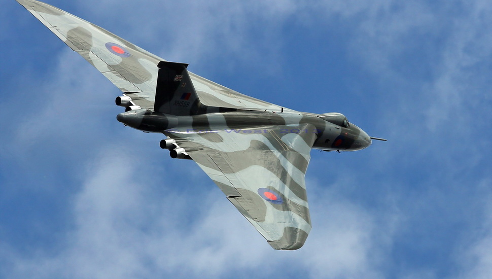 Weapons, The Plane, Avro Vulcan Desktop Background - Air Show - HD Wallpaper 