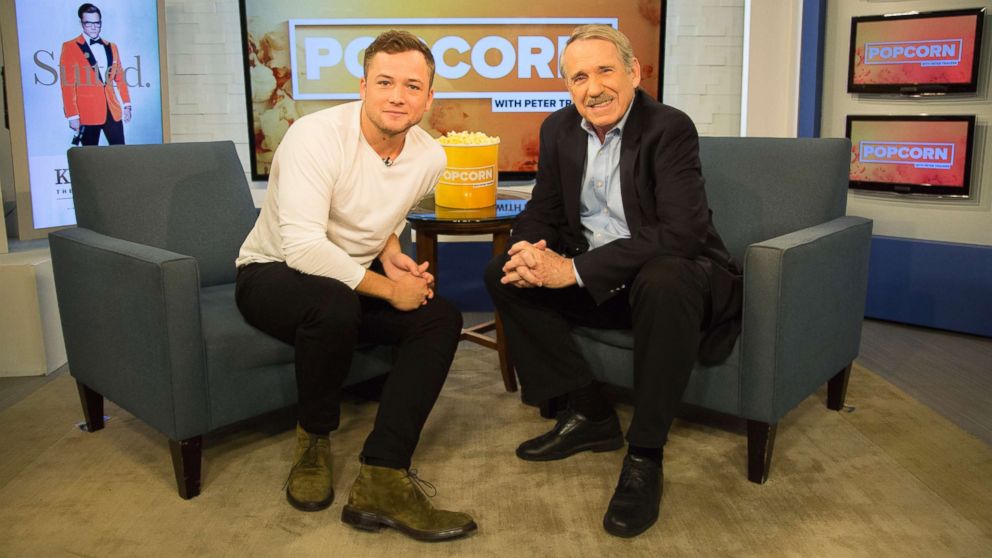 Dylan O Brien Popcorn With Peter Travers - HD Wallpaper 