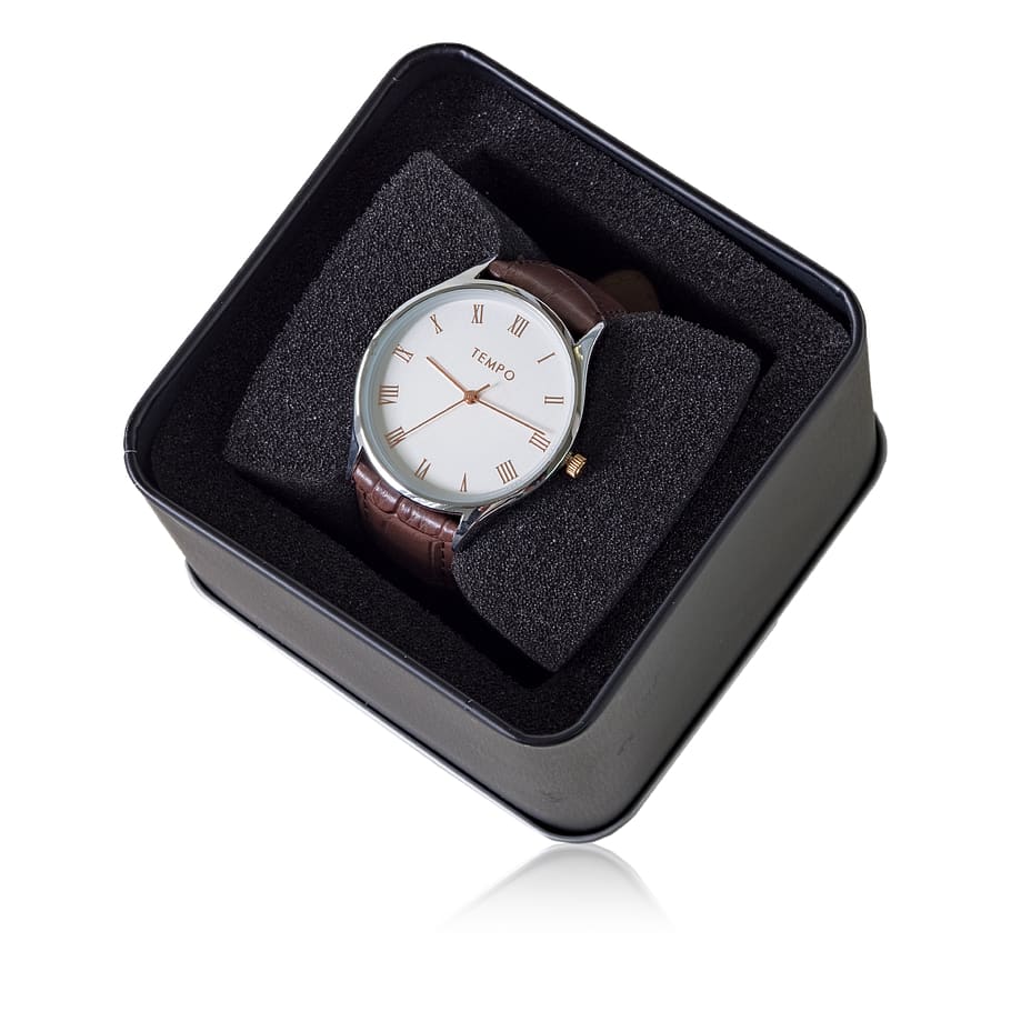 Analog Watch - HD Wallpaper 