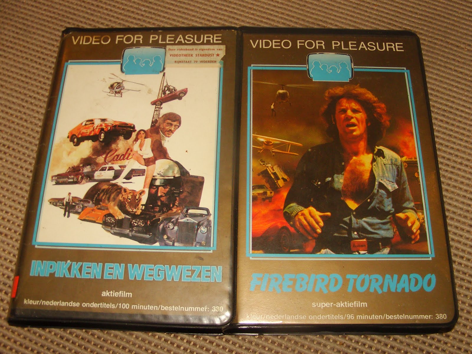 Baby Blue Polka Dot Wallpaper - Games - HD Wallpaper 