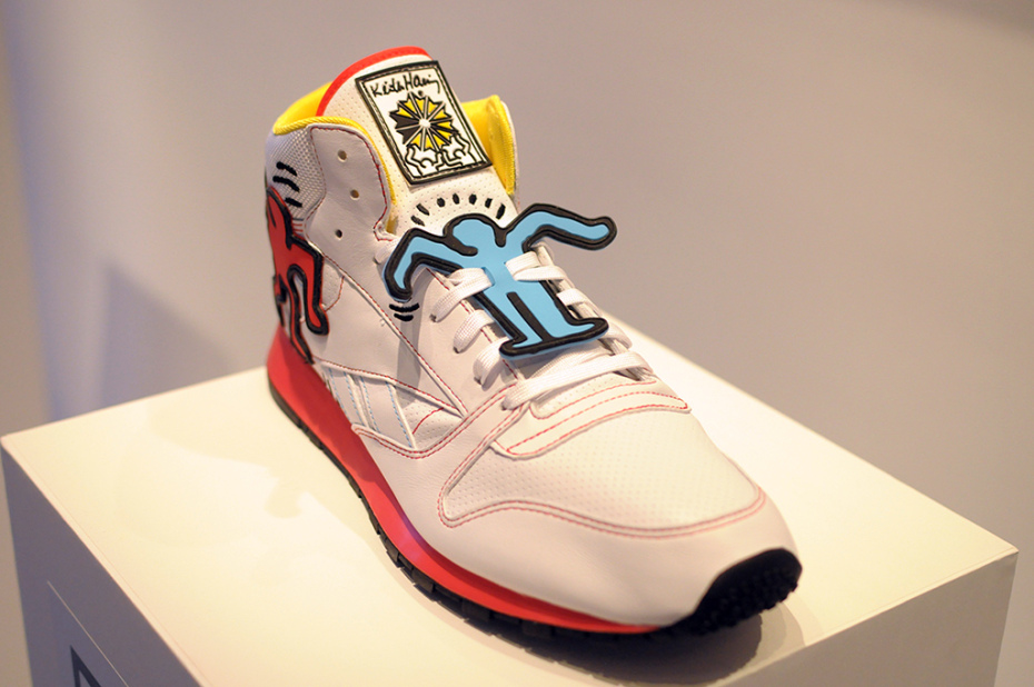 Reebok Classic X Keith Haring Foundation Exhibition - Sneakers - HD Wallpaper 
