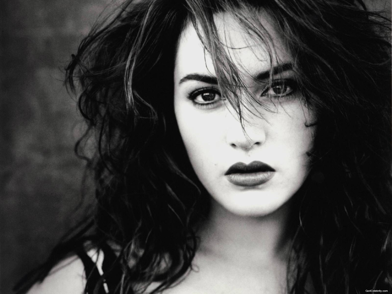 Kate Winslet Black And White - HD Wallpaper 