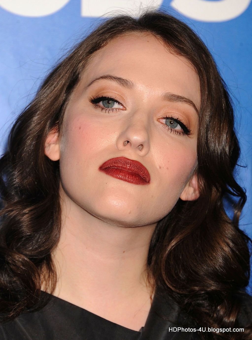 Kat Dennings Lips Hd - HD Wallpaper 