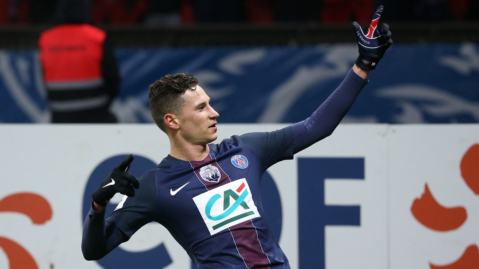 París Saint Germain Draxler - HD Wallpaper 