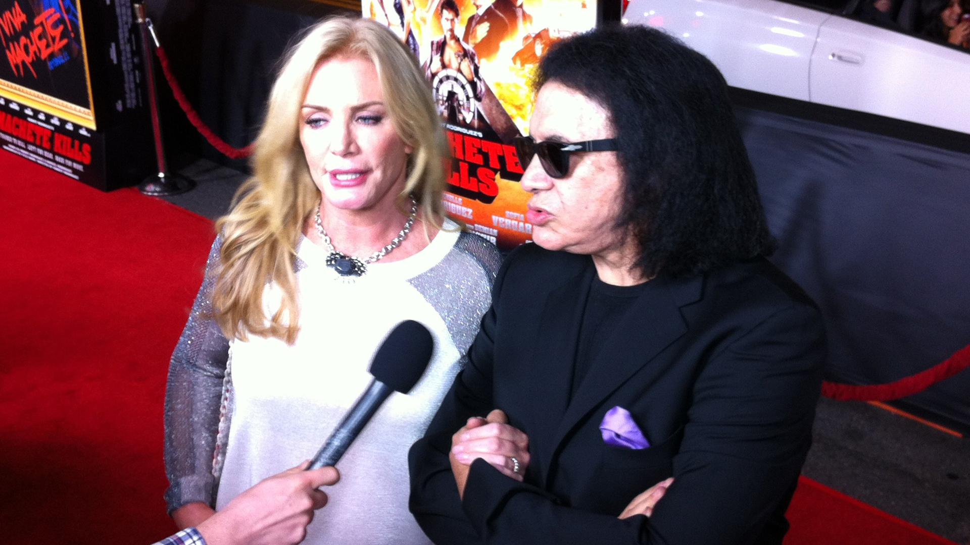 Shannon Tweed And Gene Simmons At The Premiere Of Machete - Costume Party - HD Wallpaper 