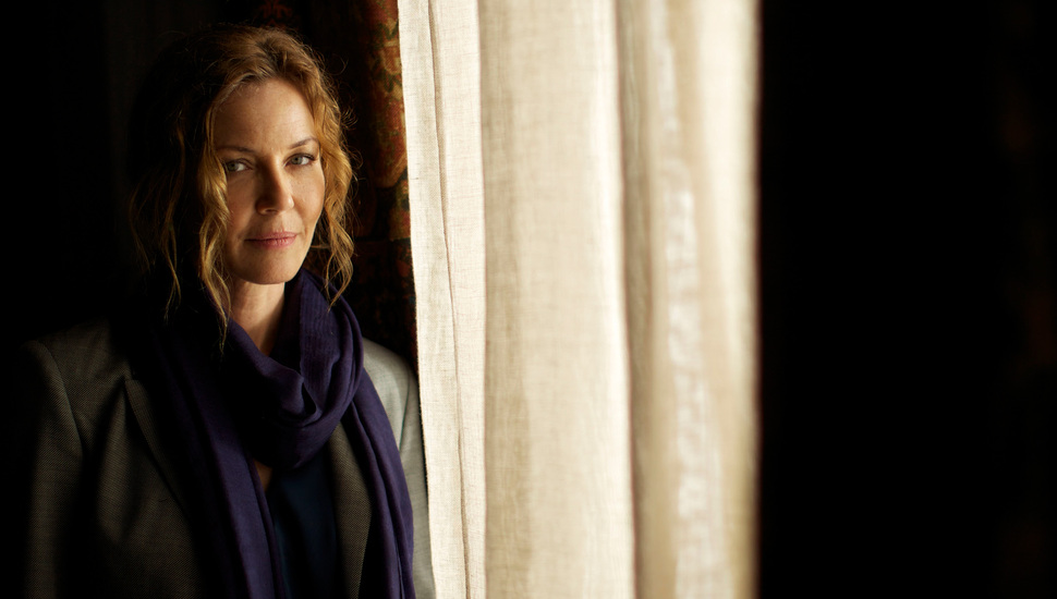 3 Days To Kill, Christine Renner, Connie Nielsen, Three - Three Days To Kill Christine Renner - HD Wallpaper 