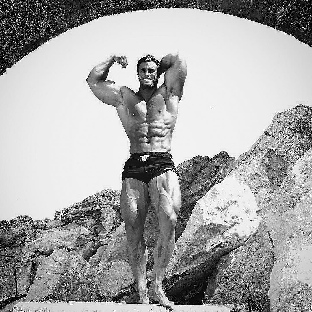 Calum Von Moger - Calum Von Moger Best - HD Wallpaper 