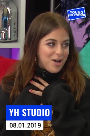 Baby Ariel Teases Her Book And Nickelodeon Movie With - Girl - HD Wallpaper 