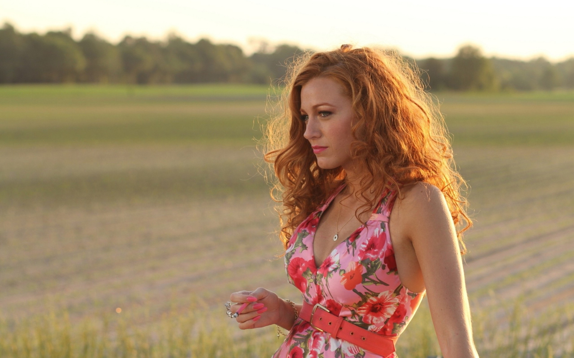 Blake Lively - HD Wallpaper 