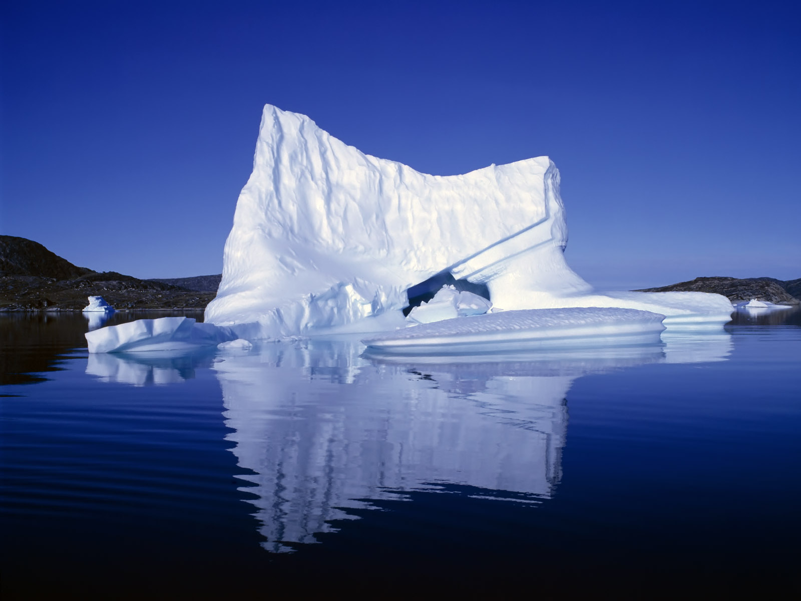 Iceberg - HD Wallpaper 