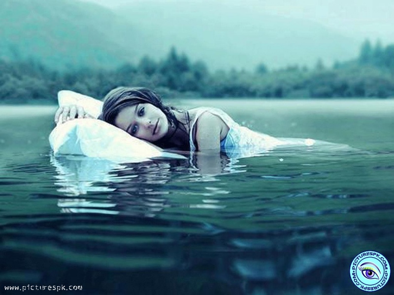 Romantic Girl Wallpaper - Rosie Hardy Flickr - HD Wallpaper 