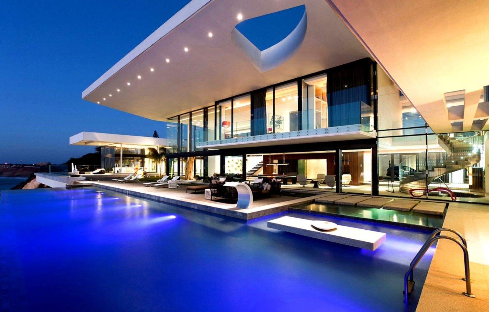 How Much Is My Home Worth The Ferro Team - Modern Big House With Pool - HD Wallpaper 