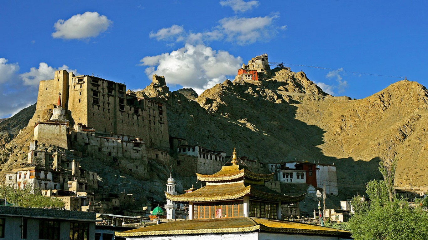 Leh Palace - HD Wallpaper 
