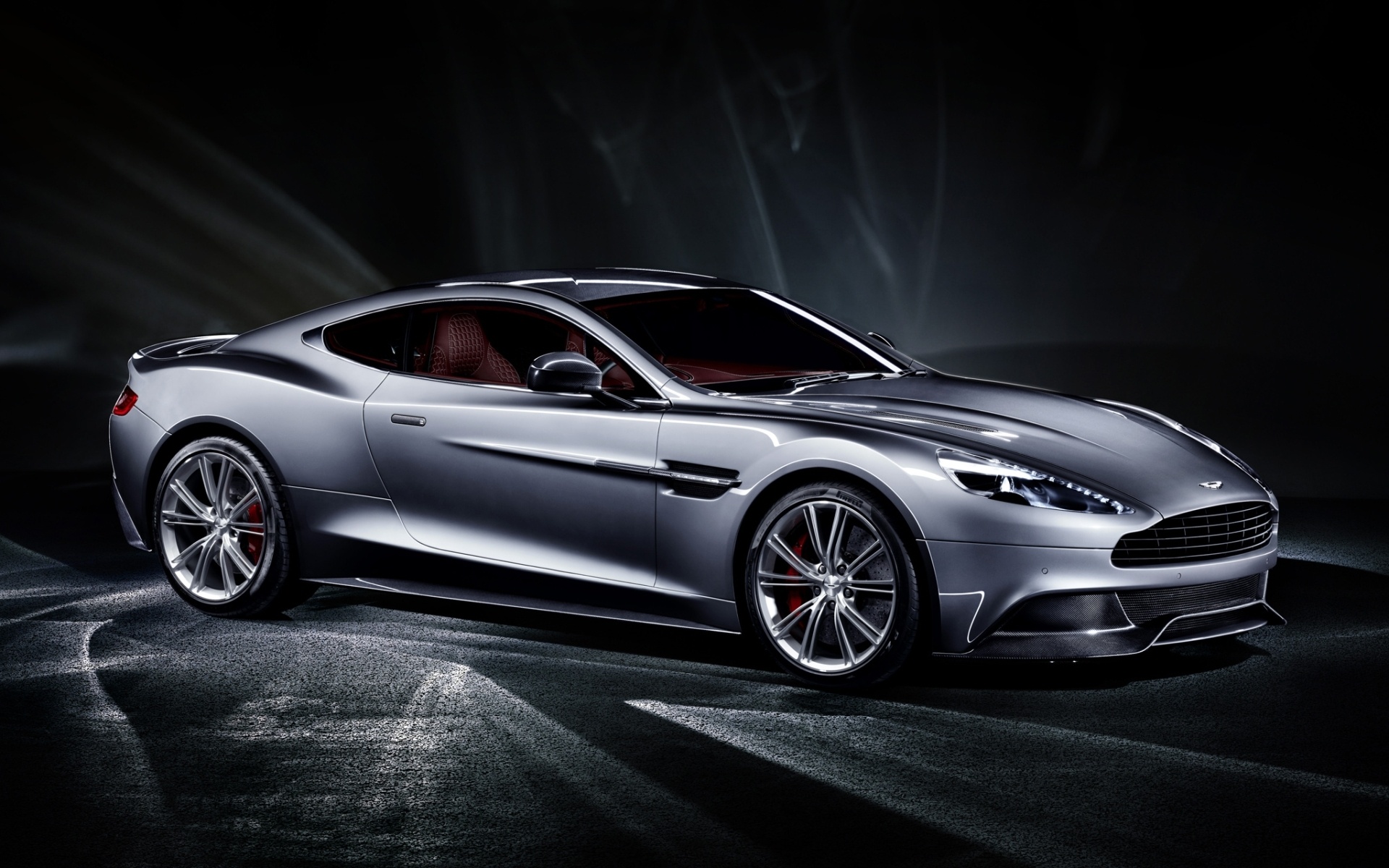 Aston Martin Vanquish S 2012 - HD Wallpaper 