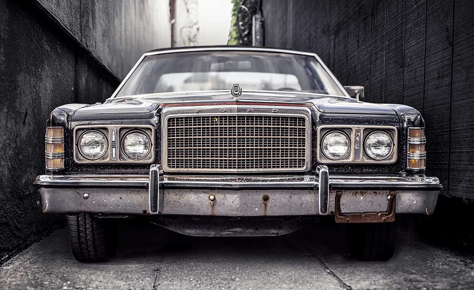 Set The Ford Theme And Relive The Good Times With This - Portrait Muscle Car Wallpaper Hd - HD Wallpaper 