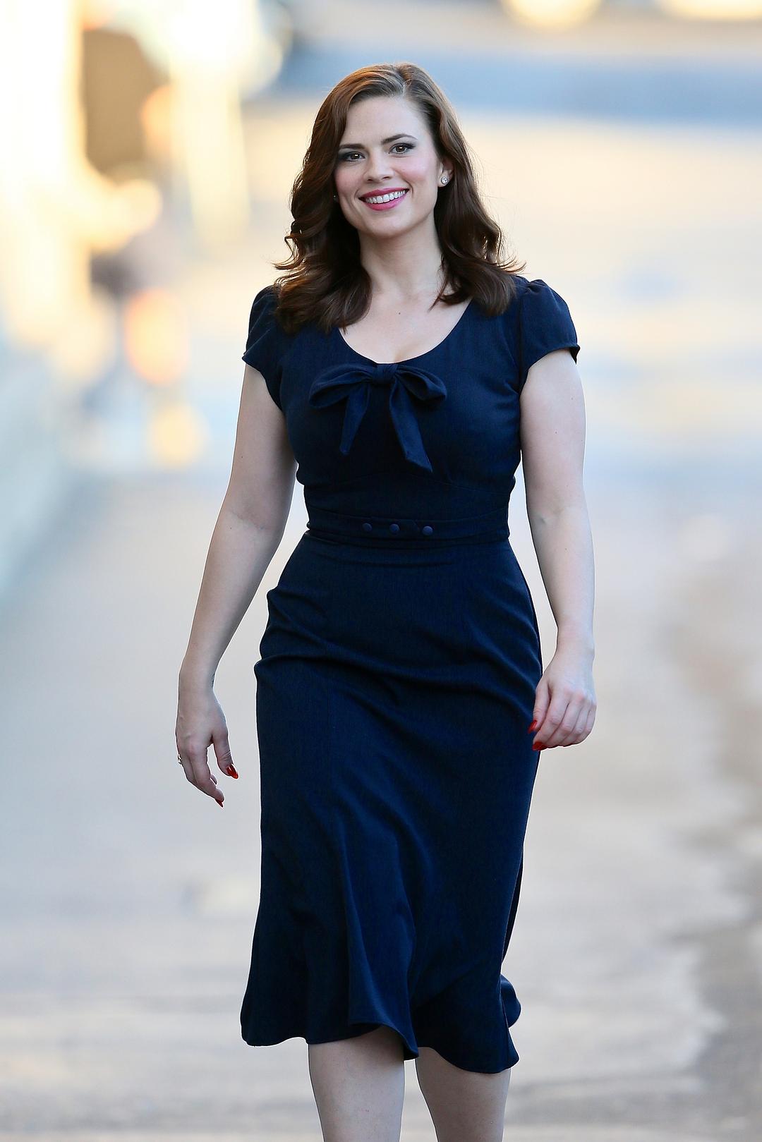 Hayley Atwell - HD Wallpaper 