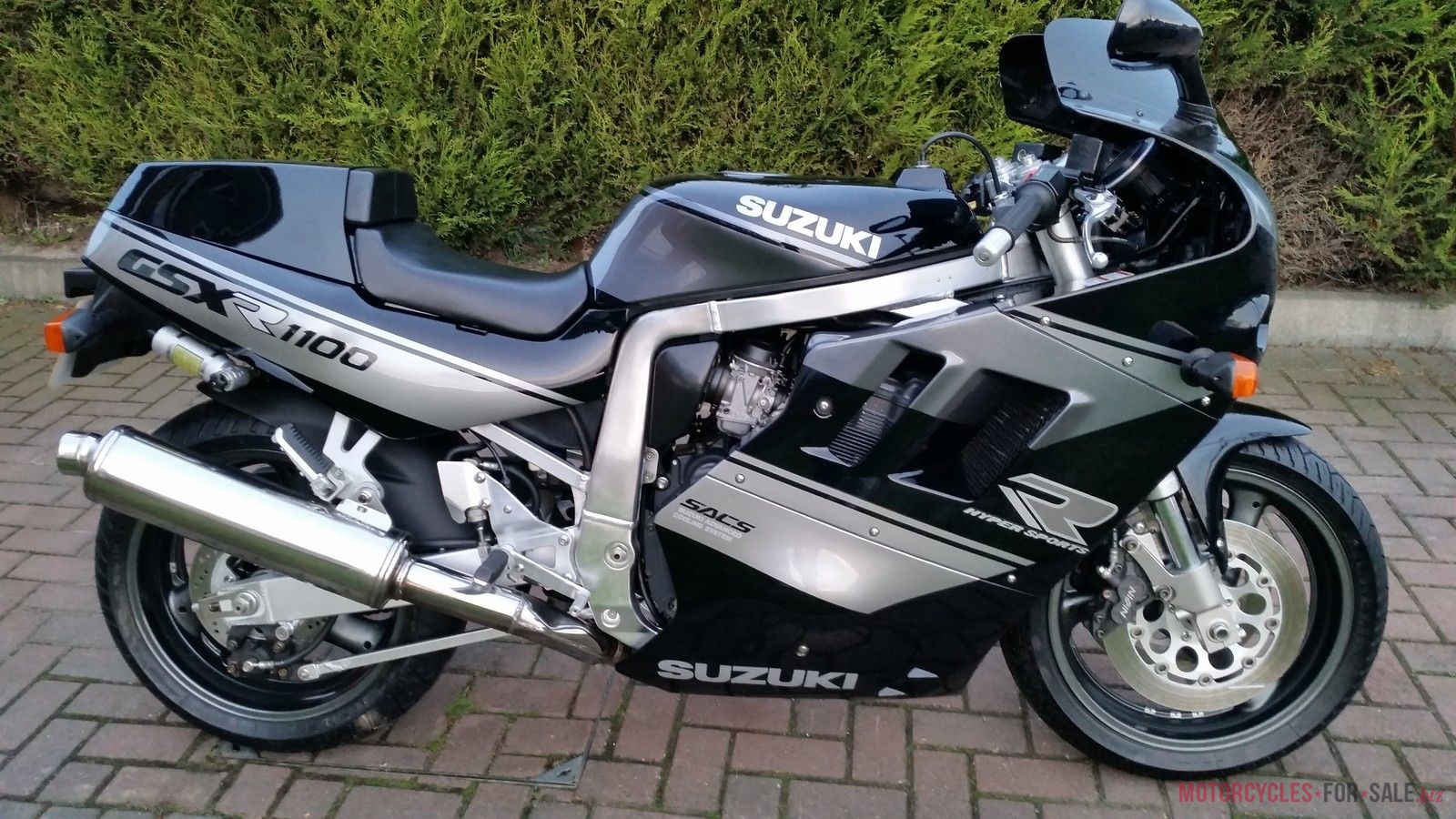 suzuki gsx 1100 r 1990