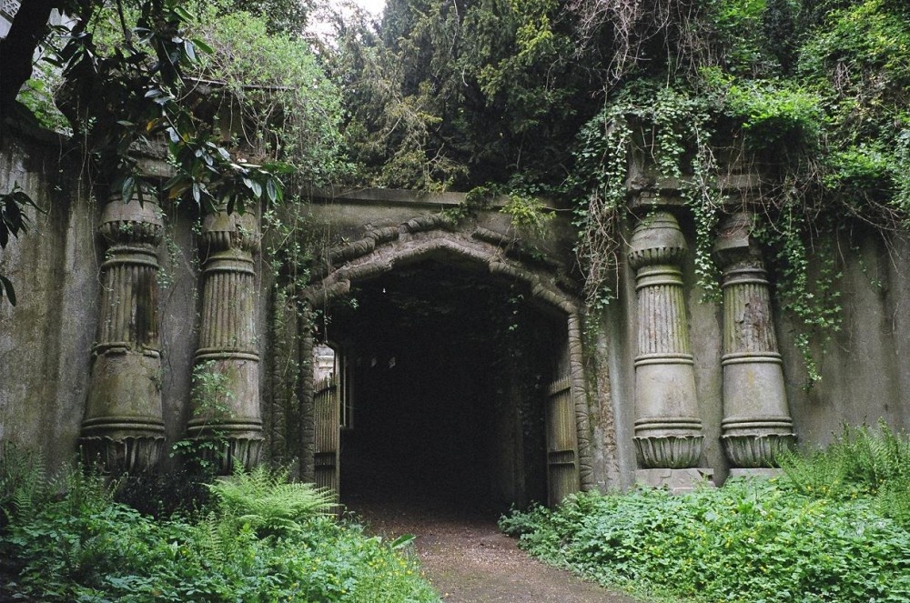 Highgate Cemetery, London - Highgate Cemetery - HD Wallpaper 