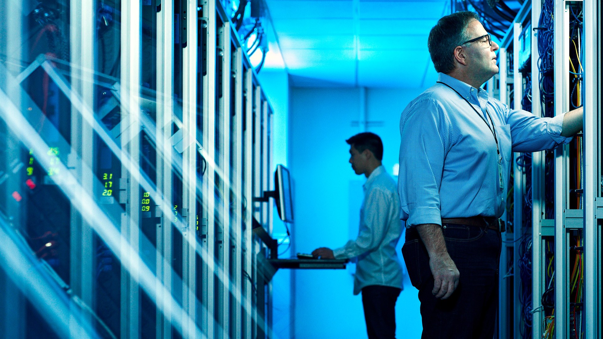 Data Center Transformation With Real-time Management - Data Center - HD Wallpaper 