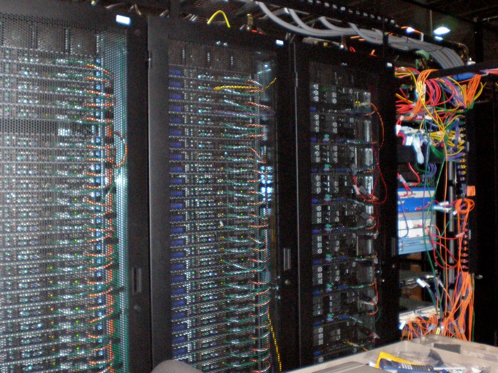 Hd Quality Images Collection Of Google Data Center - San Data Center - HD Wallpaper 