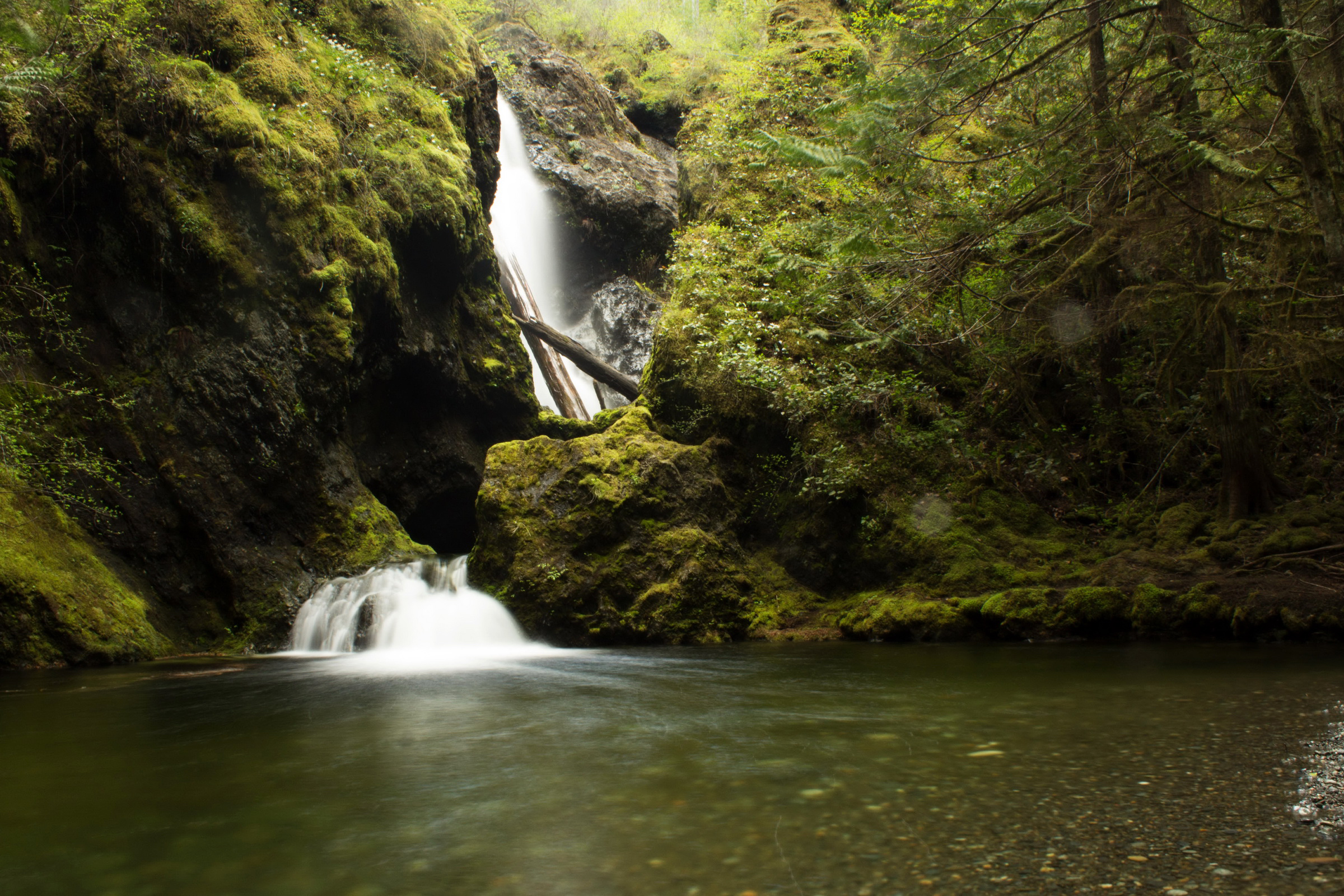 Waterfall - HD Wallpaper 