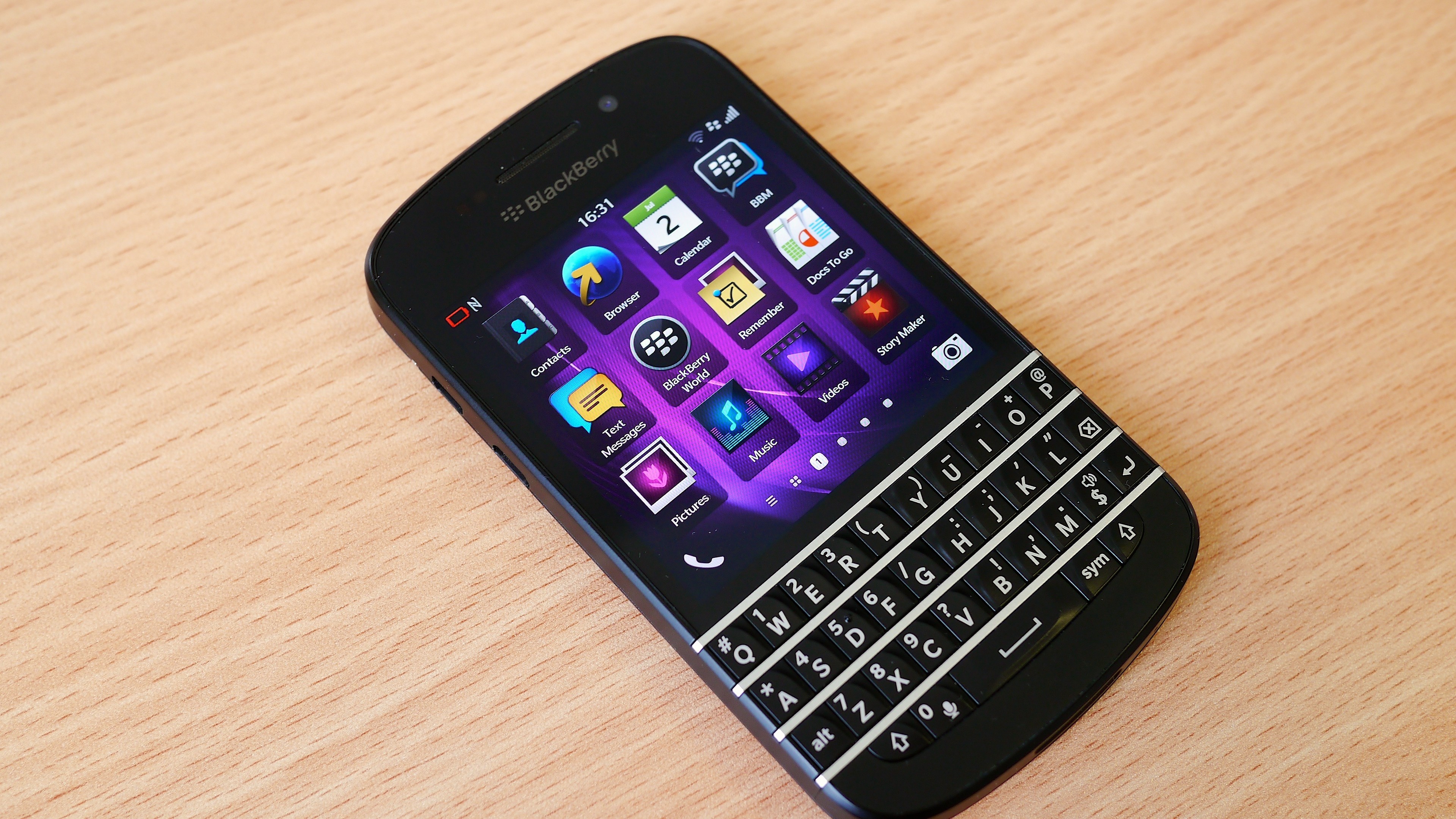 Wallpaper Blackberry, Mobile Phone, Smartphone 
 Data - Blackberry Mobile All Hd - HD Wallpaper 