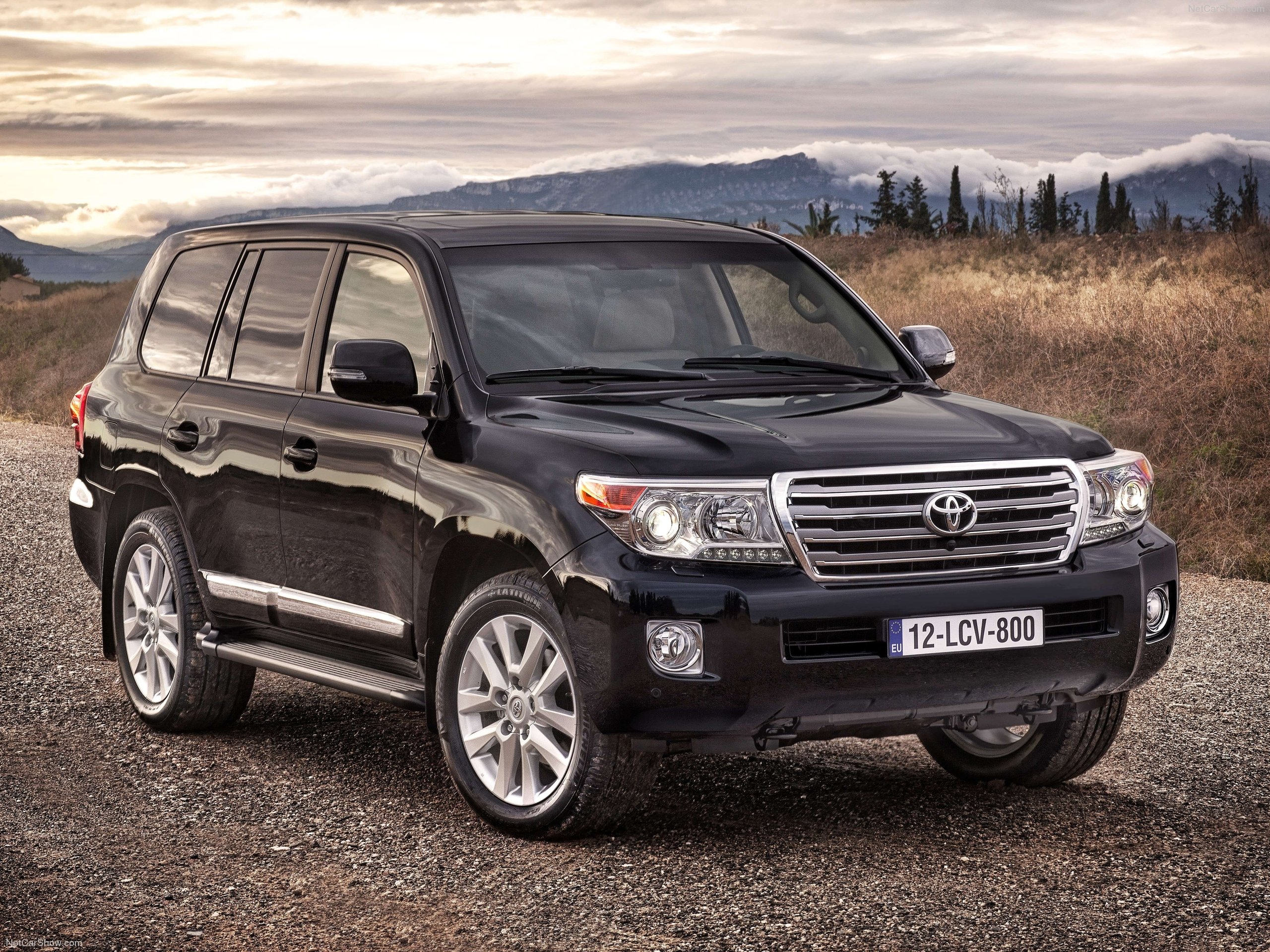 Toyota Land Cruiser - HD Wallpaper 