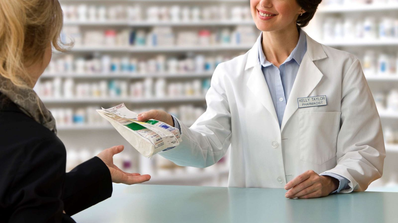 Drug Pharmacist - HD Wallpaper 