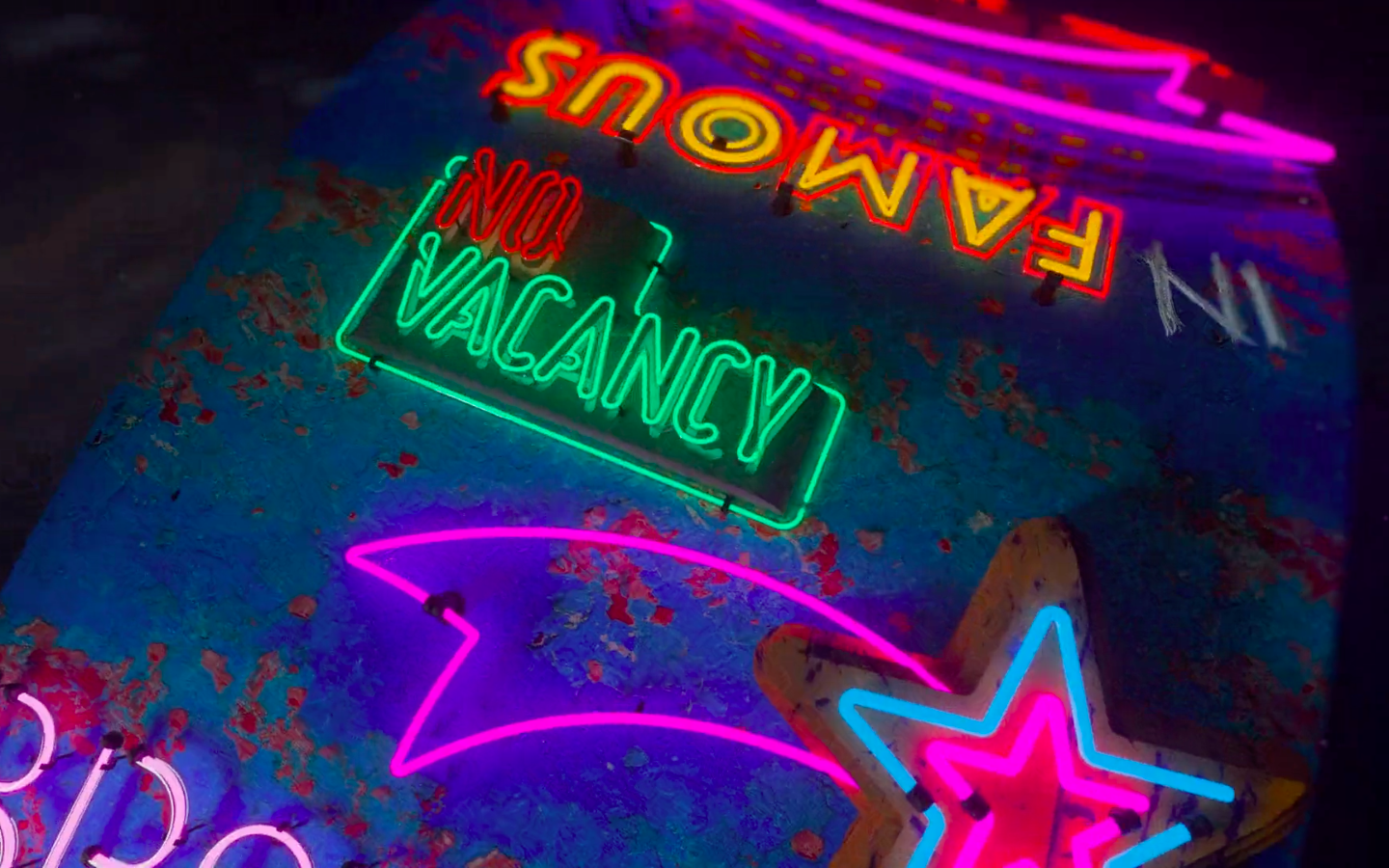 Neon - HD Wallpaper 
