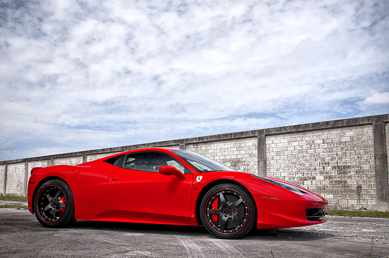 Ferrari 458 Italia Side Close - HD Wallpaper 
