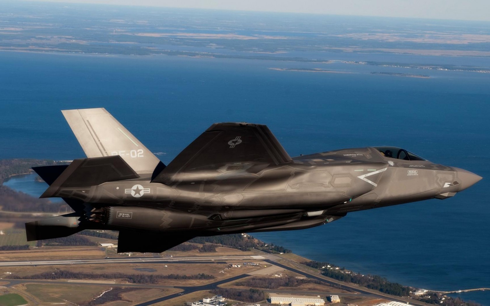 F 35b - HD Wallpaper 