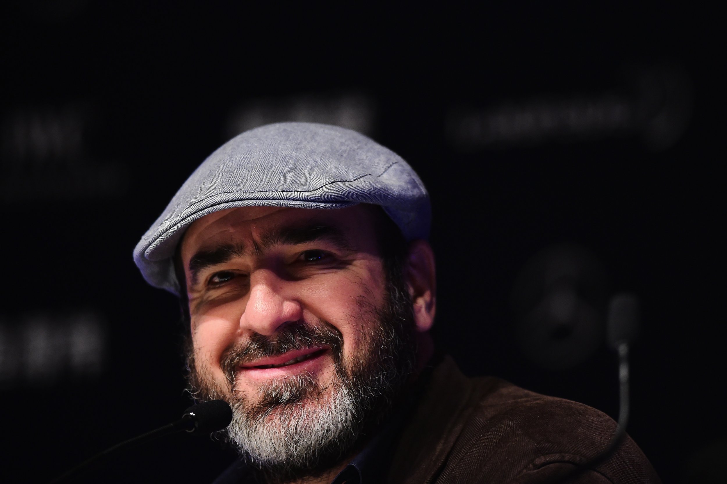 Eric Cantona - Gentleman - HD Wallpaper 