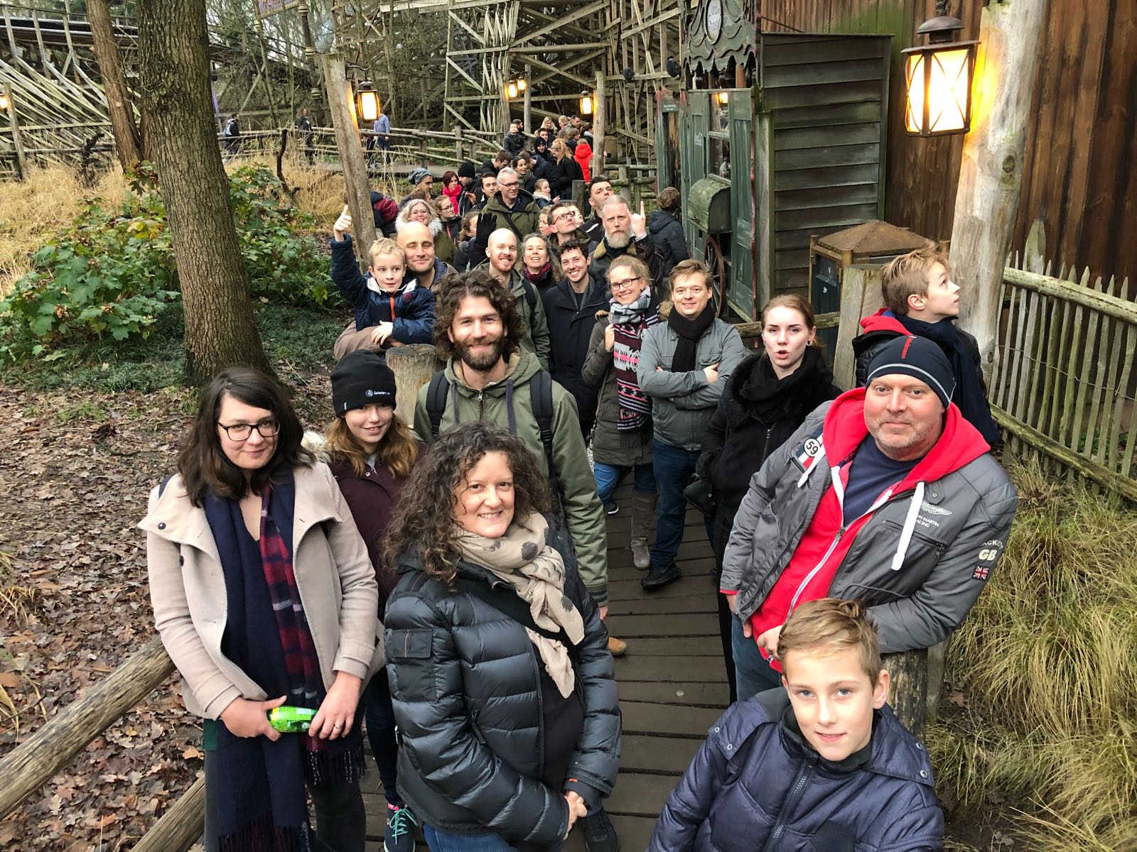 Social Group - HD Wallpaper 