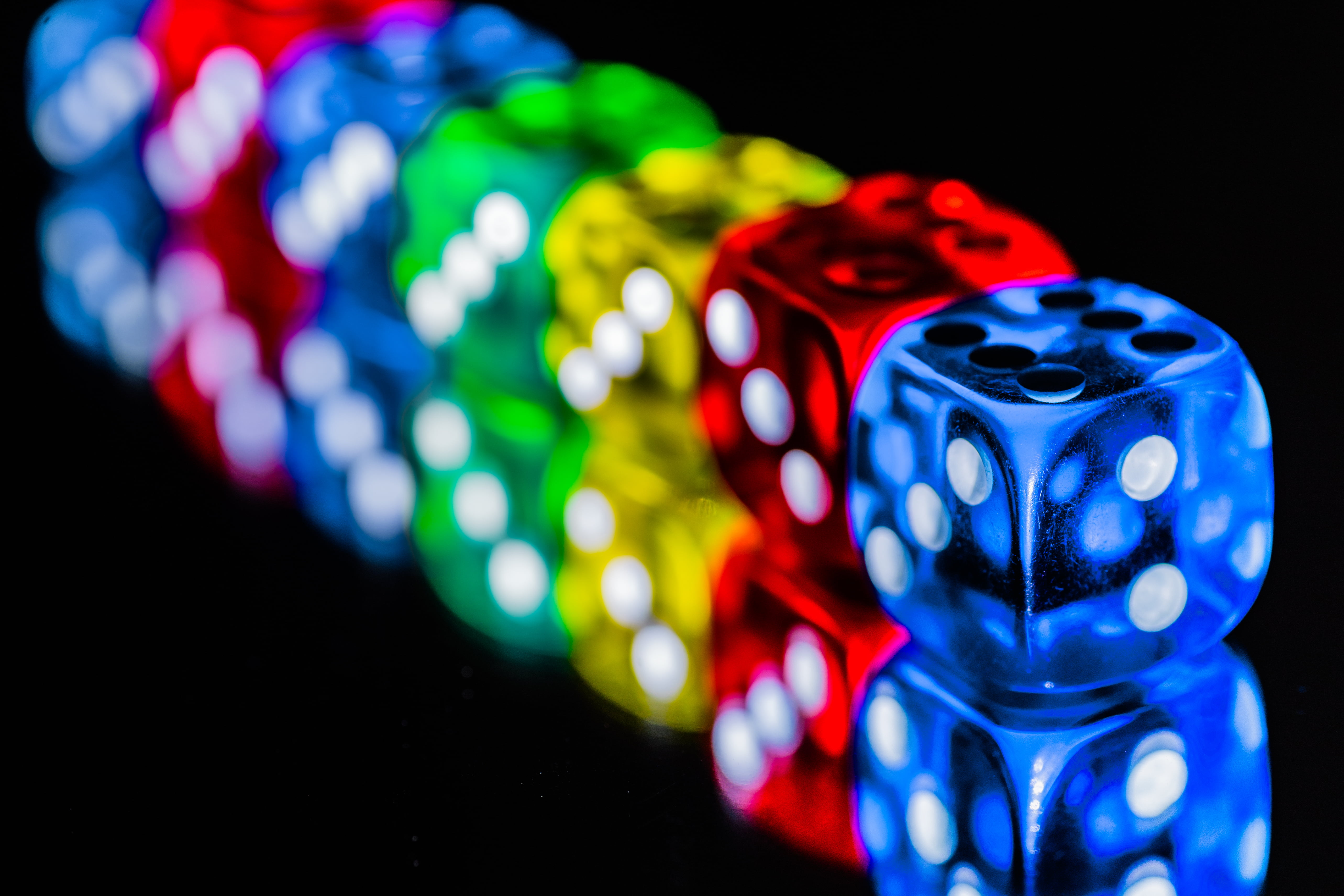 Dice Wallpaper Hd - HD Wallpaper 