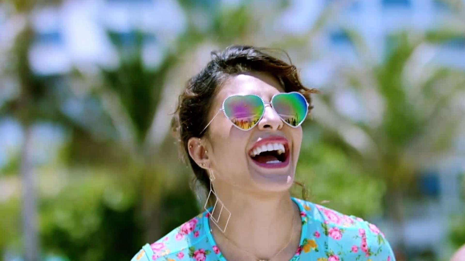 Jacqueline Fernandez A Gentleman Wallpaper - Jacqueline Fernandez In Gentleman - HD Wallpaper 