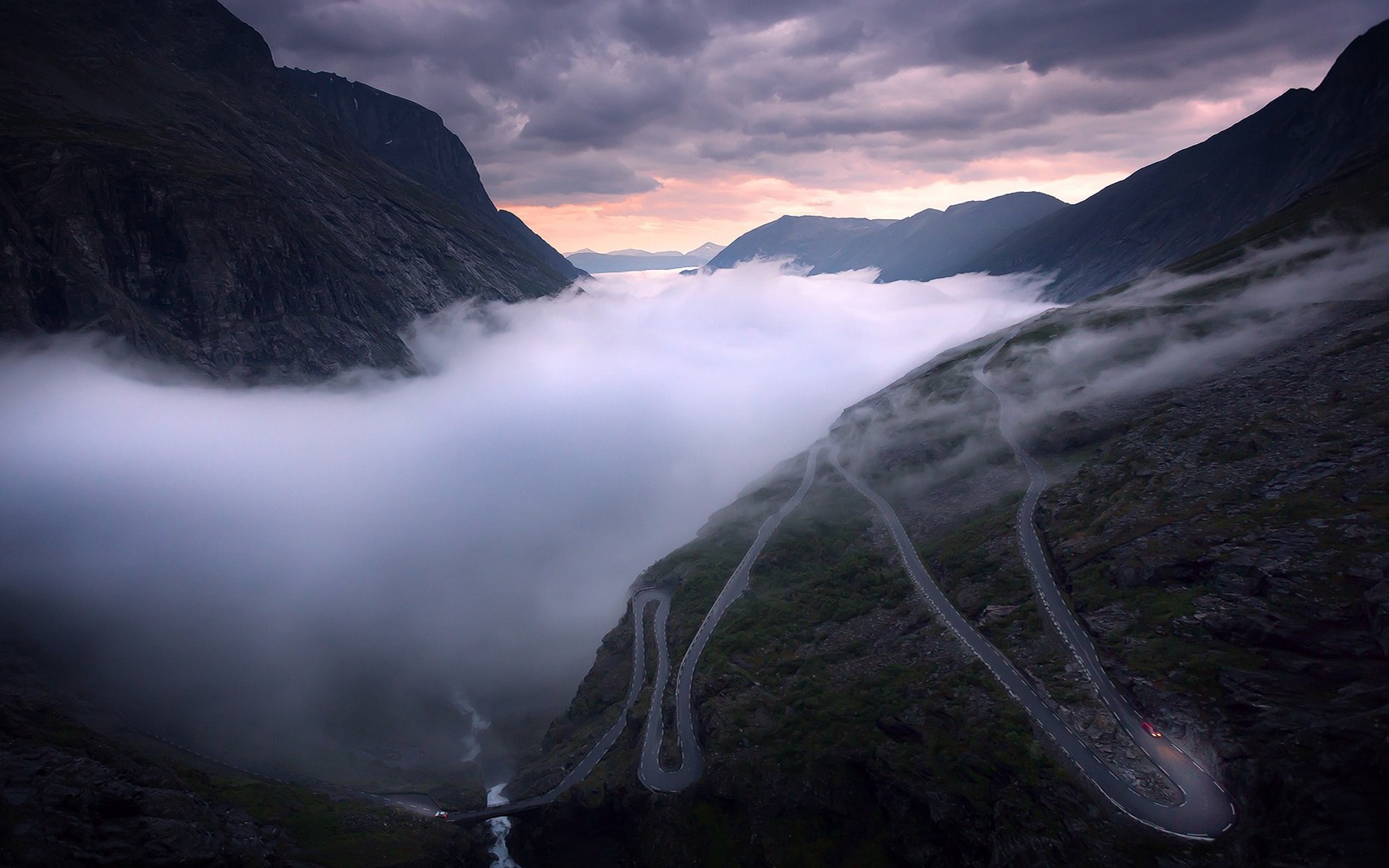 Nature, Landscape, Road, Mist, Mountain, Clouds, Valley, - Mount Scenery - HD Wallpaper 