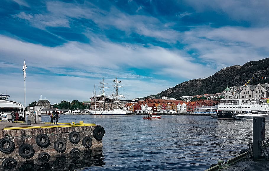 Norway, Bergen, Water, Architecture, Built Structure, - HD Wallpaper 