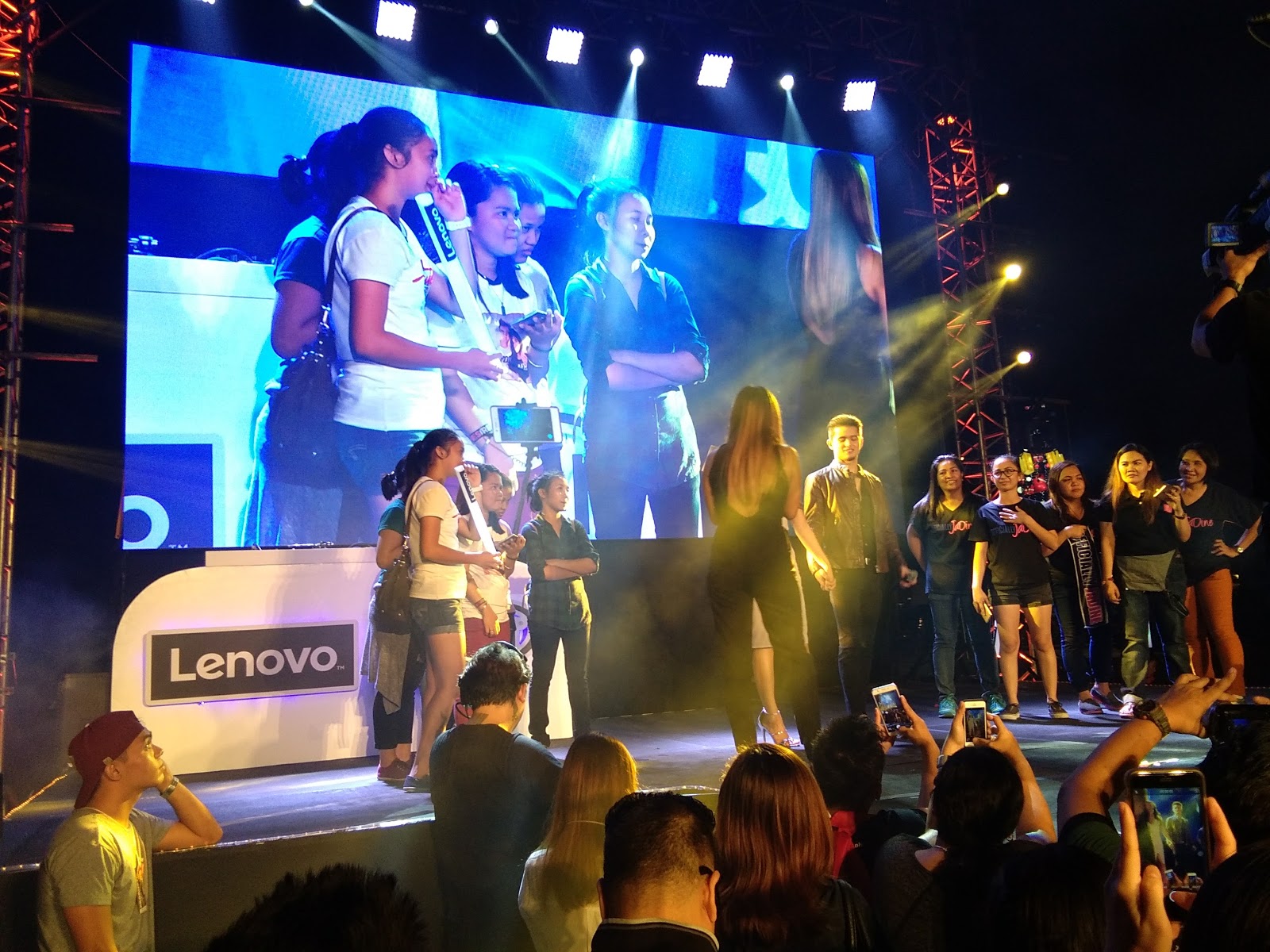 Stage - HD Wallpaper 