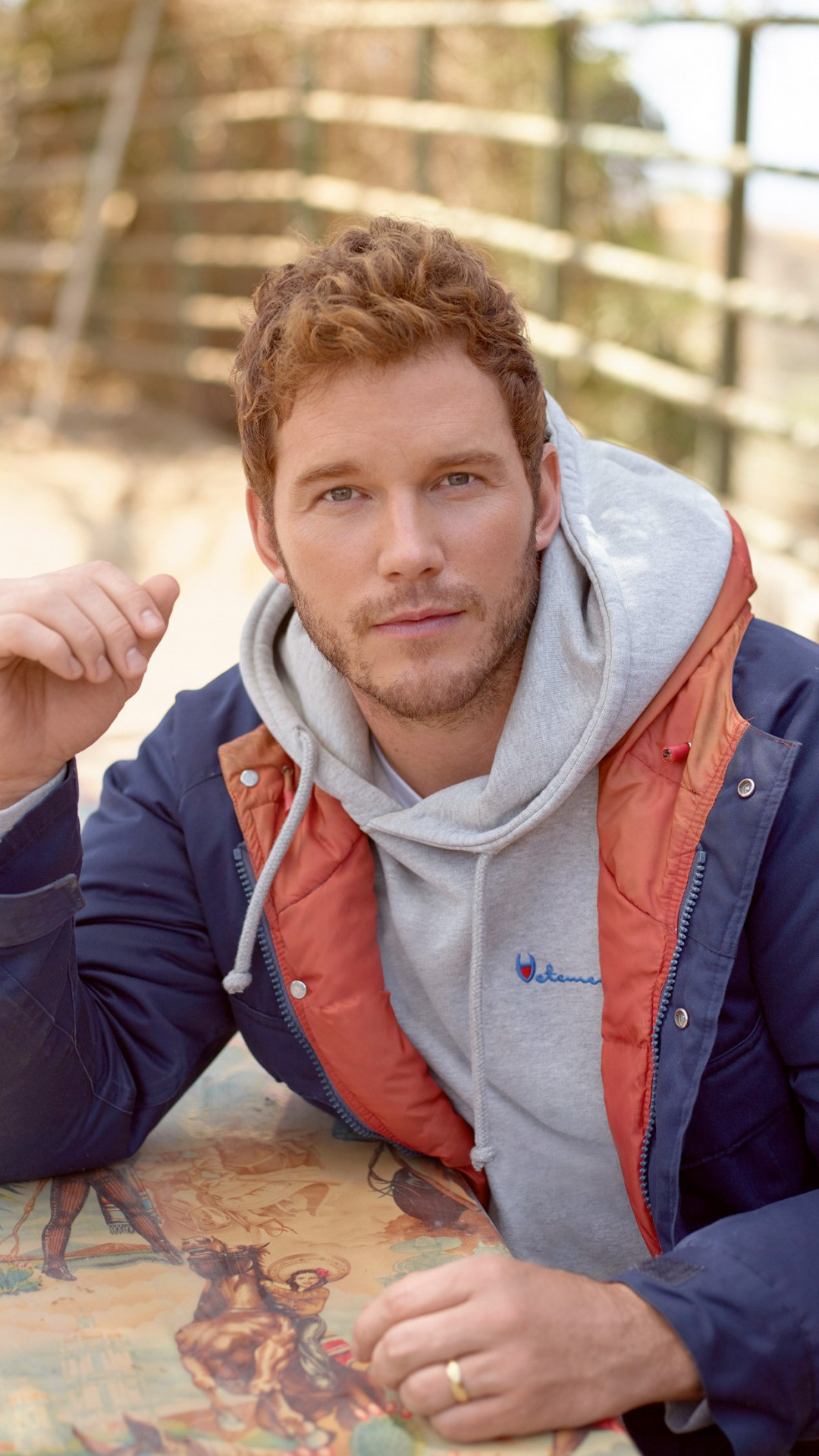 Iphone Wallpaper Lockscreen Iphone 6plus Chris Pratt - Chris Pratt Ginger - HD Wallpaper 