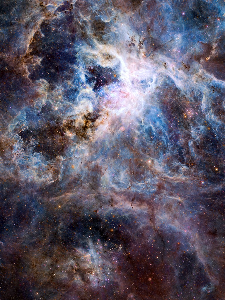 Tarantula Nebula Wallpaper Iphone - HD Wallpaper 
