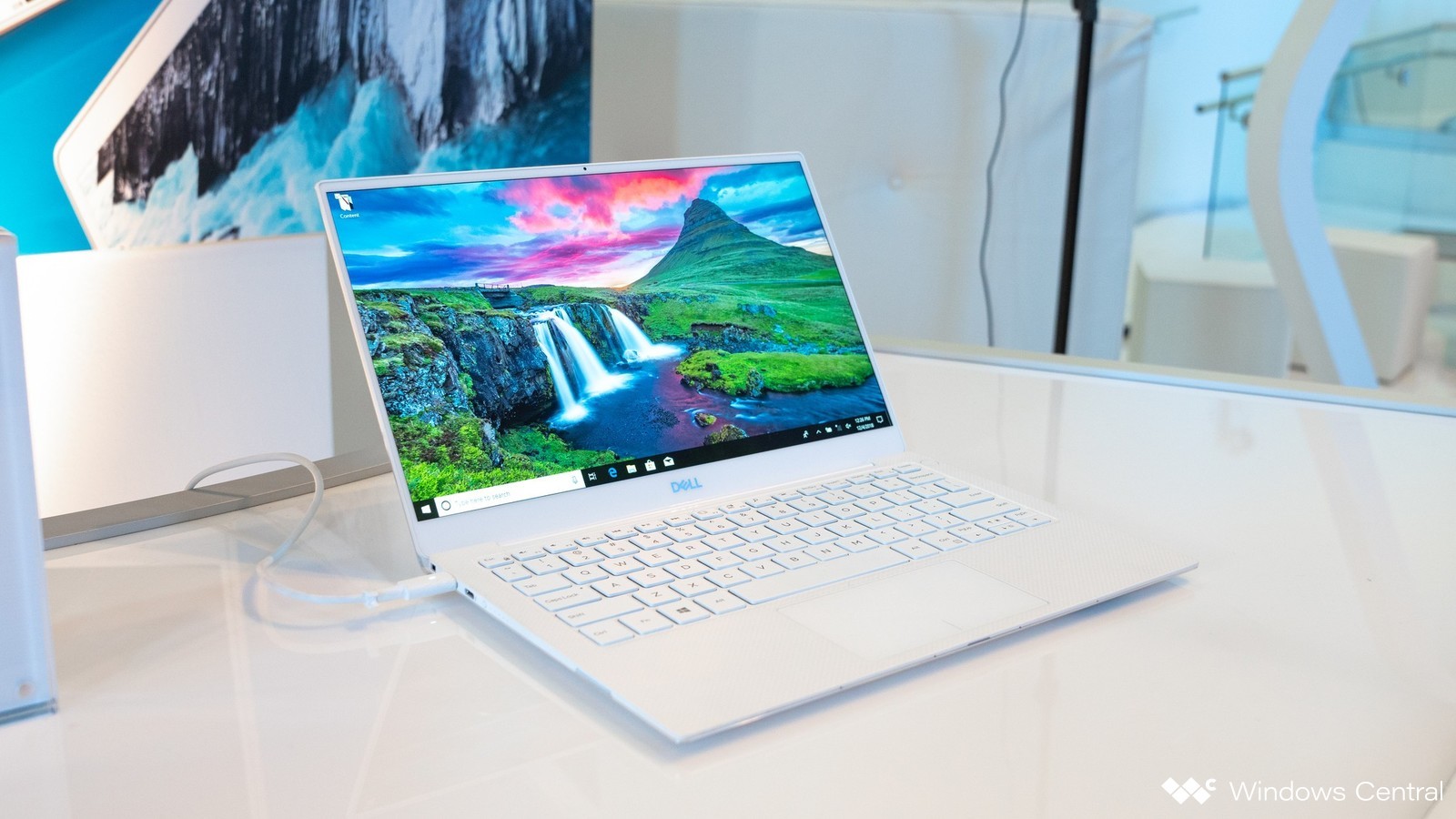 Dell Xps 13 Frost White - HD Wallpaper 